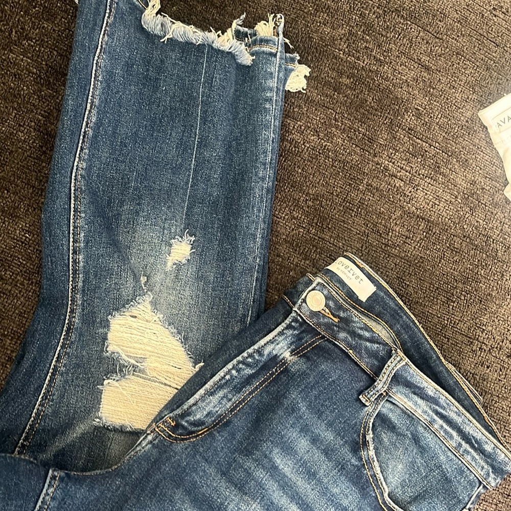 Lovervet jeans by vervet disstressed size 20